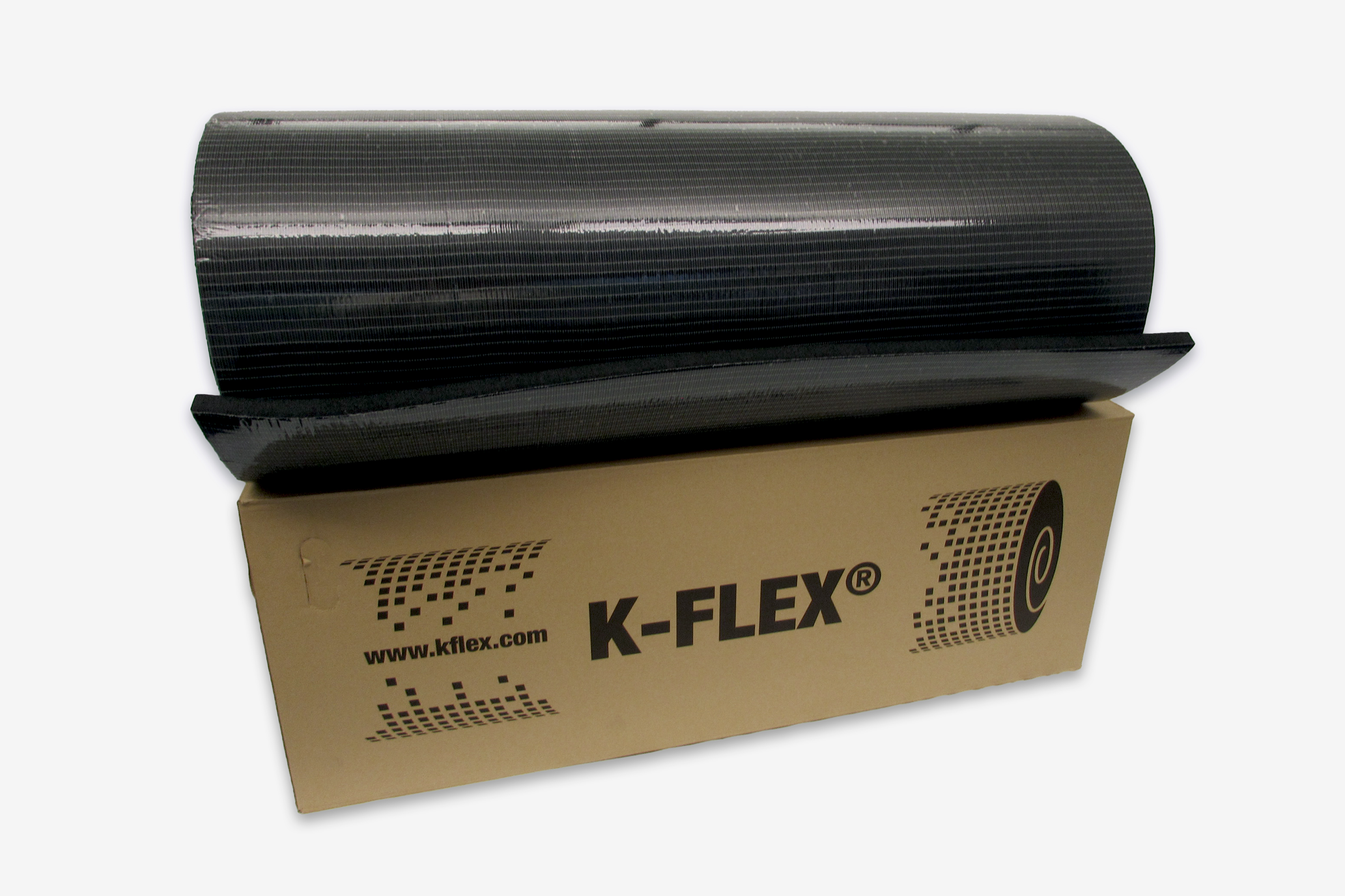 ein Karton mit einer Rolle der Kautschukisolierung K-Flex SC